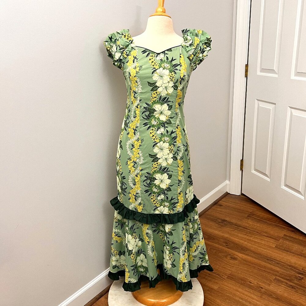 Vintage Hoku Hawaii Hibiscus Green Traditional Muumuu Dress Sz S